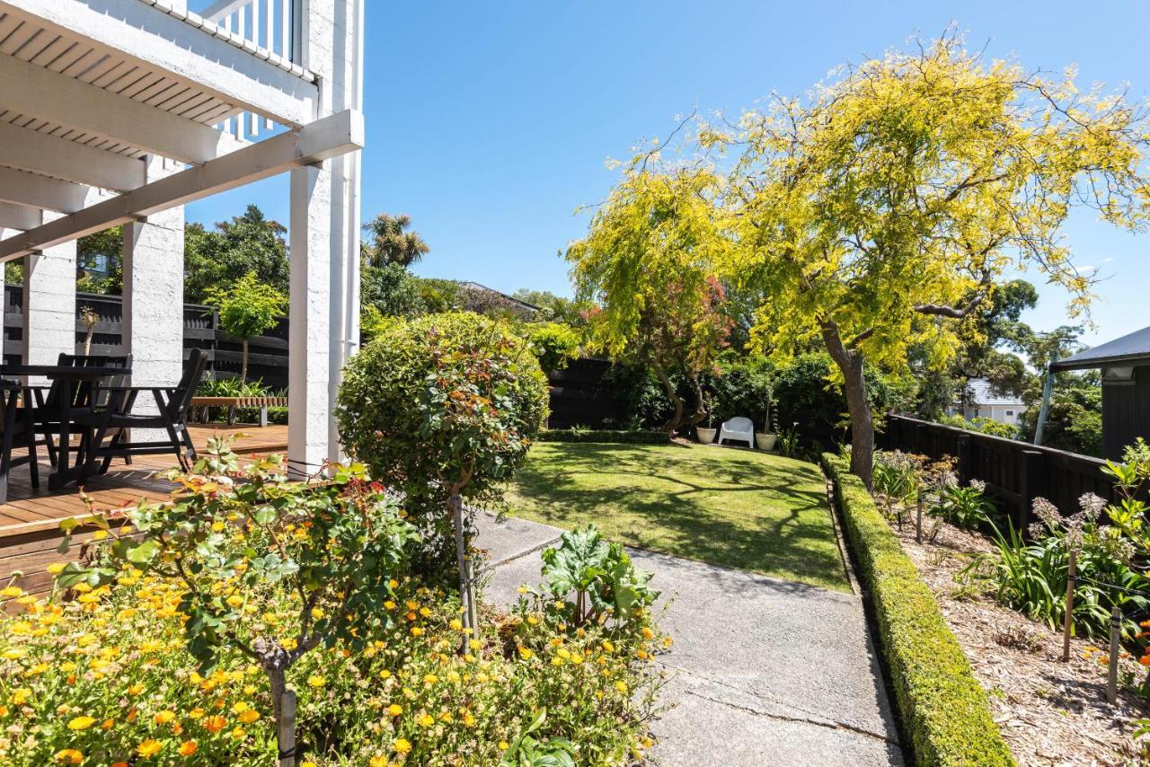 Apartmán Retro Living - Lush Garden Christchurch Exteriér fotografie